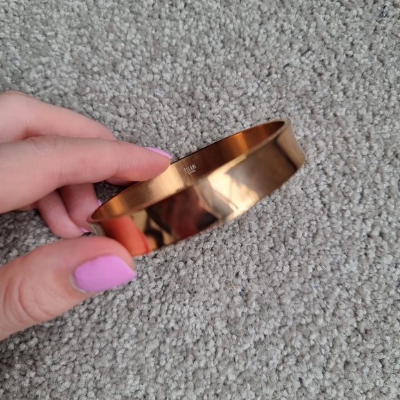 🎈SALE🎈Rose Gold Bangle - Picture 6 of 7